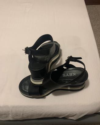 Sandali con la zip numero  39