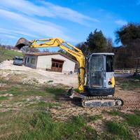 Escavatore New Holland Kobelco 30 quintali