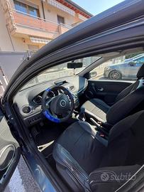 Renault clio versione le iene