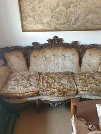Divano e poltrona di oltre 30 anni fa