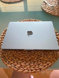 MacBook Air M4 2025