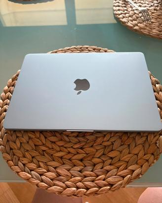 MacBook Air M4 2025