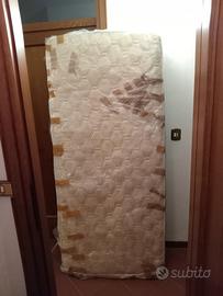 Materasso singolo a molle