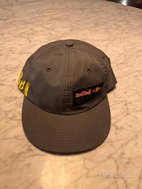 Cappellino red bull racing formula one team