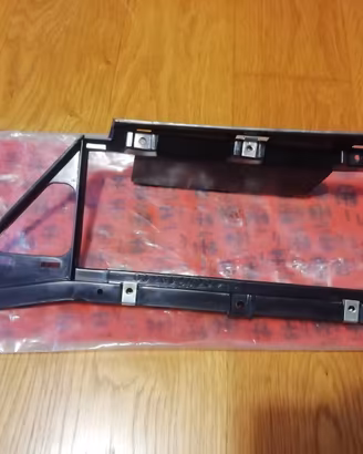 Cornice fendinebbia sx Alfa 164