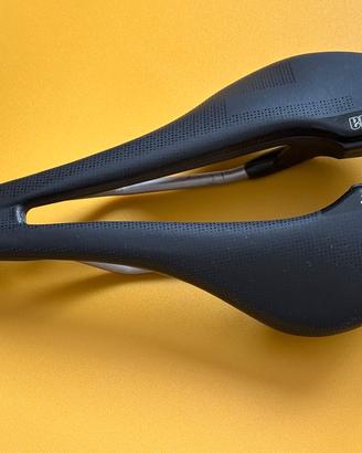 SELLA SELLE ITALIA SP-01 BOOST TITANIO SUPERFLOW