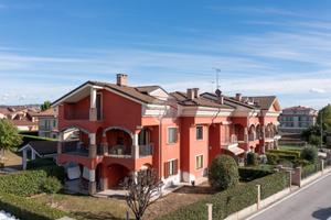4 LOCALI A CHERASCO