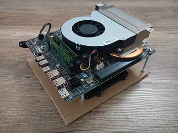 PC gaming  trident3 h110 CPU i5 7400 16gb ssd 256g