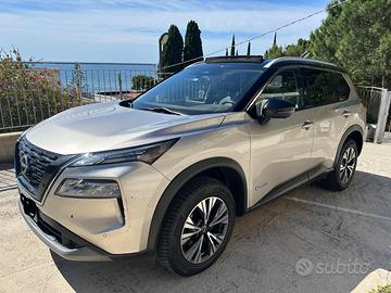 Nissan X- Trail 4 e-force n-connect 7 posti