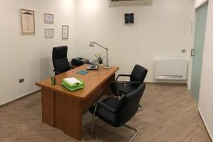 Stanza in ufficio arredato s.maria c.v