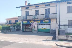 NEGOZIO A TRENZANO