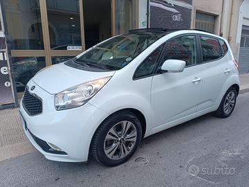 Kia Venga 1.4 CRDi 90CV COOL TETTO NAVI CAMERA