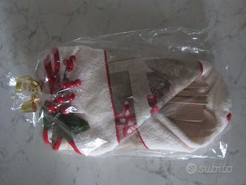 Canovaccio + posate in legno .