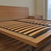 Letto e comodini rovere chiaro