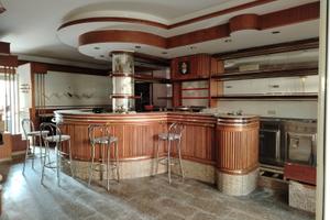 Locale commerciale traversa Viale Aldo Moro