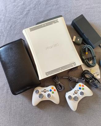 Console Xbox 360 - 2 pad - 80 giochi usata