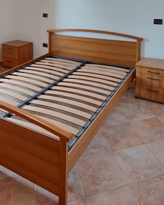 CAMERA DA LETTO COMPLETA – COME NUOVA