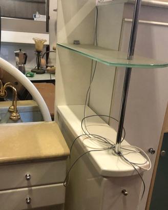 mobile bagno ,scarpiera ,armadio più letto sedie d