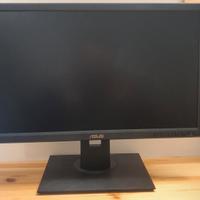 Monitor Asus 22 Pollici regolabile 