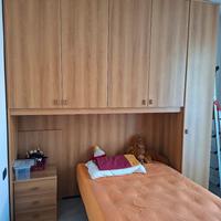 armadio cameretta con comodino