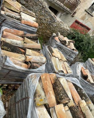 Coppi/tegole del 1800 in cotto (4000 pezzi)