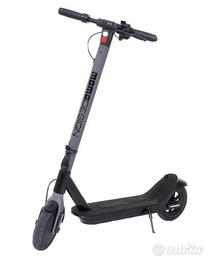 Monopattino elettrico Momo Design