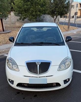 Lancia Ypsilon Y 1.2 benzina 2011 Diva