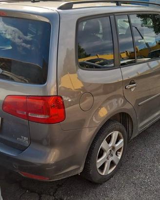 Volkswagen Touran 1.4 TSI benzina/metano anno 2010
