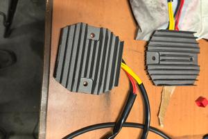 Regolatore di tensione speed triple 1050 Triumph