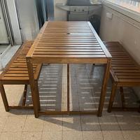Barbecue a gas e tavolo