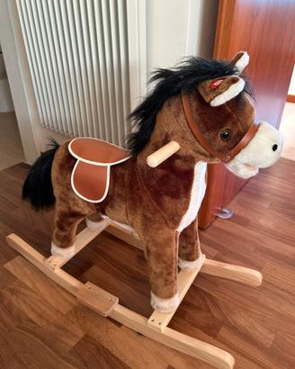 Cavallo a dondolo