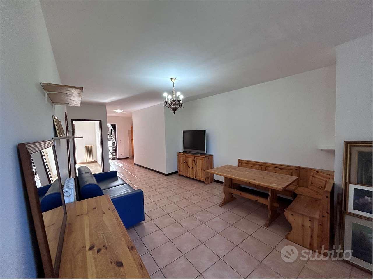 Appartamento con terrazzo in zona Nevegal - Vista 2