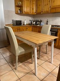 Due sedie da pranzo in ecopelle nuove