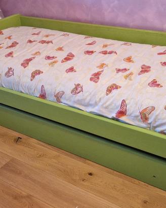 Letto a cassetto con materasso