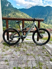 Cube AMS Hybrid ONE44 TM 2025