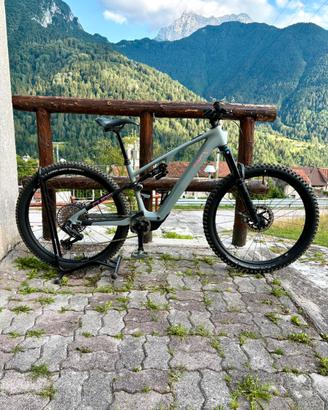 Cube AMS Hybrid ONE44 TM 2025