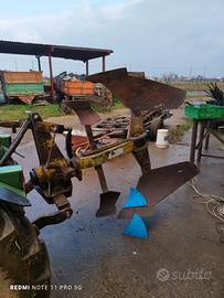 Aratro monovomere meccanico