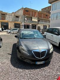 Lancia Delta 1.6 MJT DPF Argento