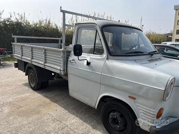 Ford transit furgone d epoca :2000€