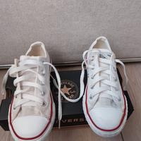 Scarpe bianche converse