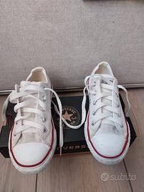Scarpe bianche converse