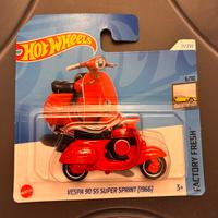 Hot wheels vespa 90 ss super sprint