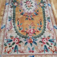 Tappeto (3) in lana e seta 