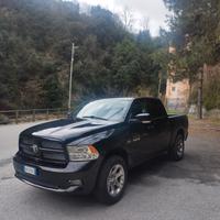 Dodge RAM 5.7 V8 HEMI 401cv