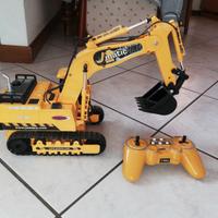 TRATTORI E RUSPE TELECOMANDATE 