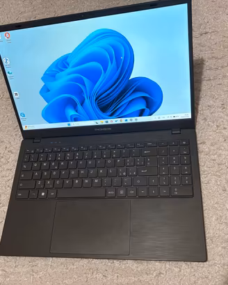 Notebook Thomson 15.6" Full HD - Intel i5