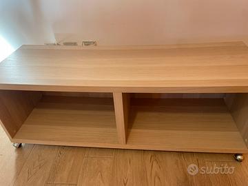 Mobile porta TV in legno con rotelle - rovere