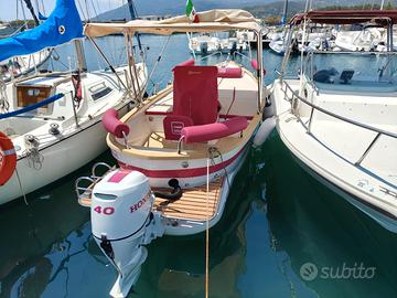 Solemio Gozzo fuoribordo 6 mt