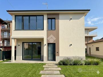 VILLA SINGOLA A SCANZOROSCIATE