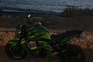 Kavasaky z750